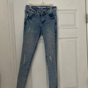 light acid washed jean shorts